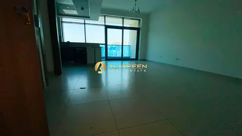 Chiller Free 1 Year | Prime Location | Spacious