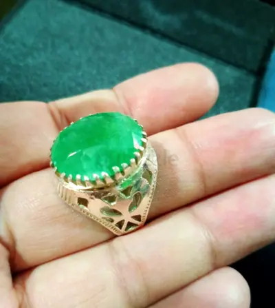 Sterling Silver Men’s Ring with Large Green Gemstone (Size Approx. 10)