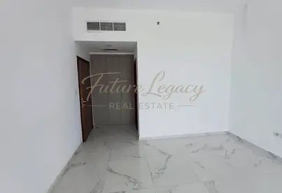 SPACIOUS VACANT 2BR + MAID | GREAT DEAL l READY