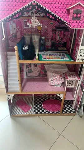Doll house