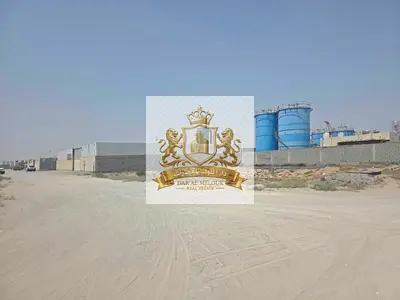 For sale in Sharjah – Al Sajaa S area 🏗️ Corner industrial land on two streets in a strategic locat