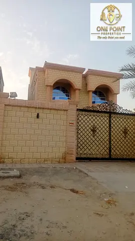 Don’t Miss That Deal Spacious 4BR Villa in Flat Price |