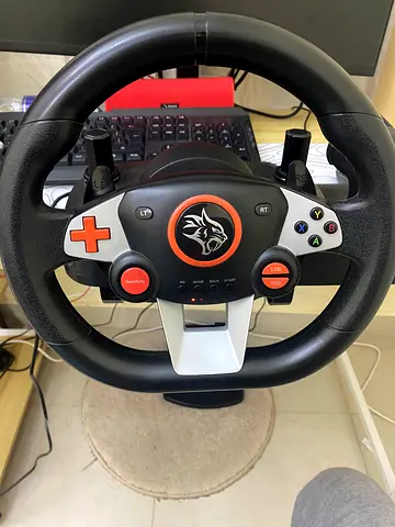 Porodo Gaming steering wheel in excellent condition