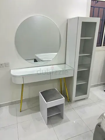 Custom Vanity Tables Designed for Elegant Living