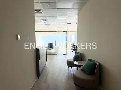 Prime Location | Vacant |Ready To Move |4 cheques