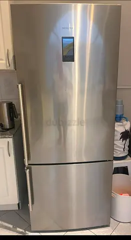 Siemens bottom freezer fridge latest model