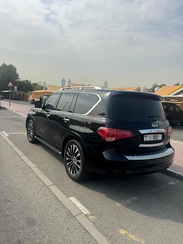 Infiniti QX80 Luxury 2016 model  GCC Top option