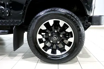 2010 LAND Rover DEFENDER — миниатюра 17