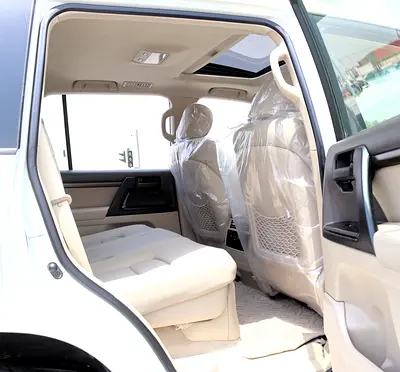 2020 Toyota LAND CRUISER — миниатюра 10