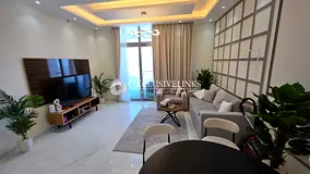 Furnished | Upgraded 2 Beds | Prime Location