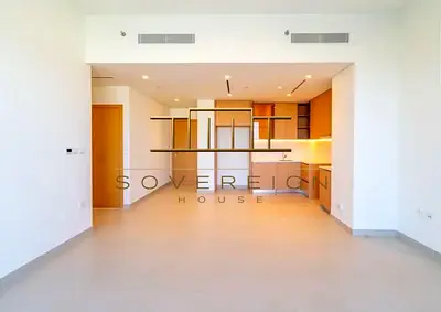 Brand New | Large Layout | Corner Unit