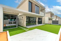 Single Row | Fully Landscaped | Move in Now