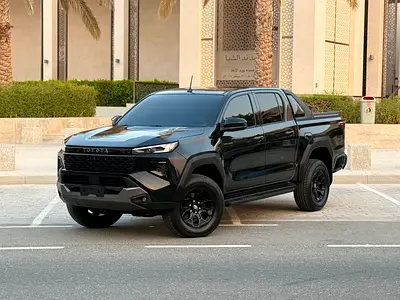 TOYOTA HILUX TRAVO