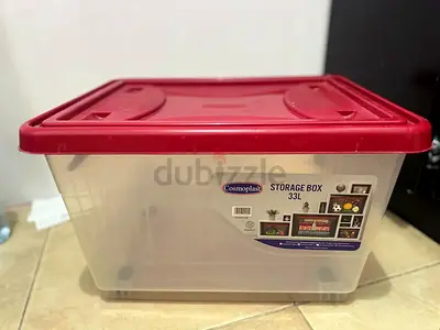 Plastic storage box