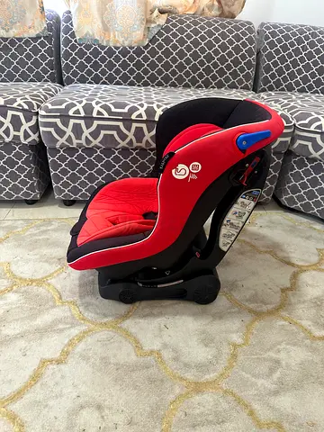 Juniors Reclining Baby Car Seat (0-18 kg) – Excellent Condition (60 AED)