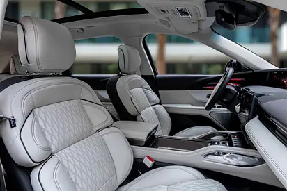 2024 Lincoln NAUTILUS 照片 10