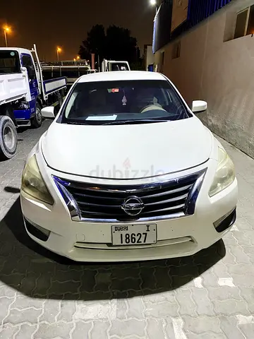 Nissan Altima SV 2015 GCC Specs - Well Maintained