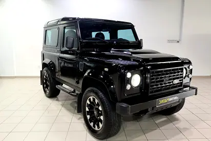 2010!! Land Rover Defender || GCC Specs || Manual || Super clean