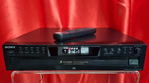 Sony 5-Disc CD Changer Player - Good Working Condition