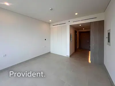Motivated Seller | Open View | Meddle Floor