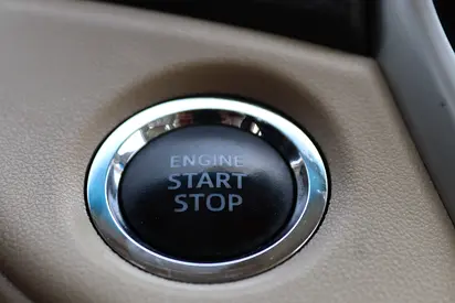2020 Toyota LAND CRUISER — миниатюра 16