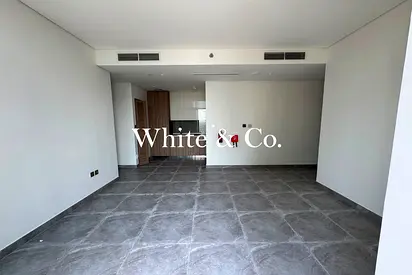 High Floor | Vacant | Luxury Living Home