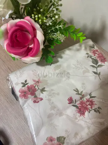Queen and King size floral bedsheet set