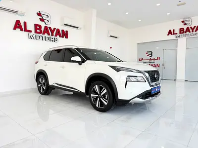 نيسان اكستريل SL ابيض / زعفراني 2024 (خليجي)