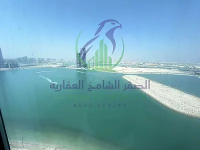 شقة ثلاث غرف وغرفة خادمة للإيجار السنوي بإطلالات بانورامية على بحيرة الممزر وصالة واسعة وغرفة ماستر