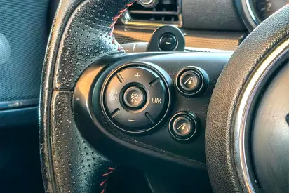 صورة 15 لـ 2017 MINI CLUBMAN
