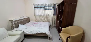 MASTER BEDROOM FOR RENT COUPLES OR LADIES