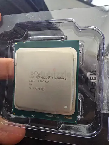 Intel Xeon E5-1680  3.0GHz 8 core CPU (working, server processor)l
