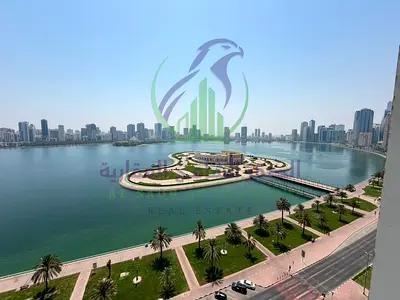 شقة أربع غرف وصالة المجاز 3 مع تكييف وباركينج مجاني وغرفة خادمة ماستر خزائن بالحائط غرفة غسيل إطلالة بحرية