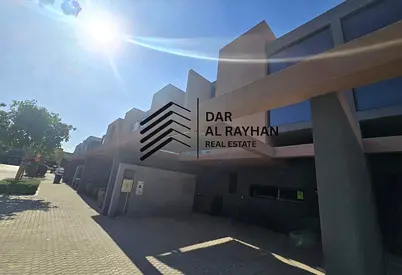 Elegant 3BR Townhouse | All Master Bedrooms | Freehold | Saro, Masaar