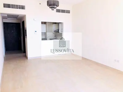 2-Bedroom | Closed Kitchen| Prime Location
