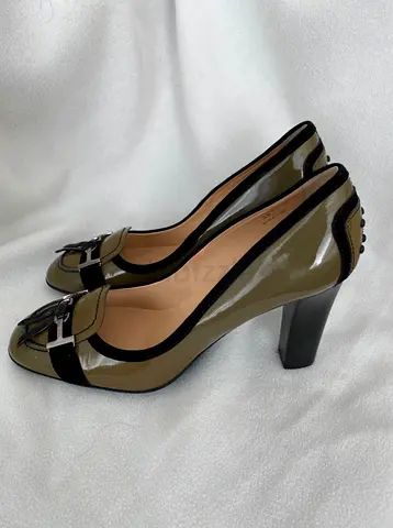 TOD’s Patent Leather Buckle Detail Loafer Pumps