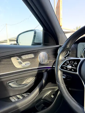 2019 Mercedes-BENZ E-CLASS 缩略图 8