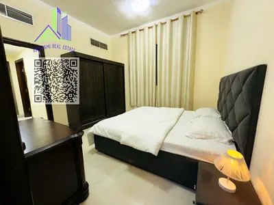 شقة غرفة وصالة | فرش نظيف حمامين - تكييف مركزي - بلكونة