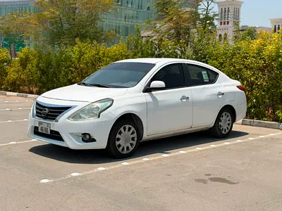 Nissan sunny 202 full option GCC
