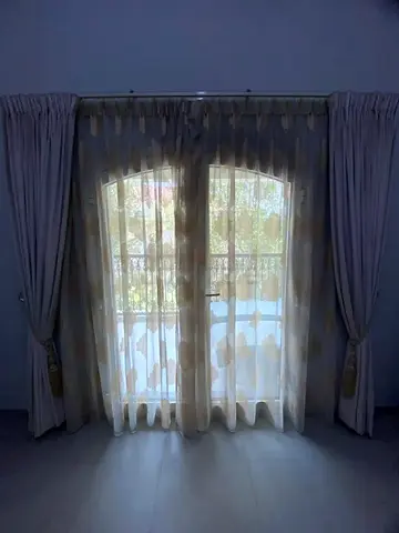 Curtains velvet premium quality various sizes and designs with all the accessories