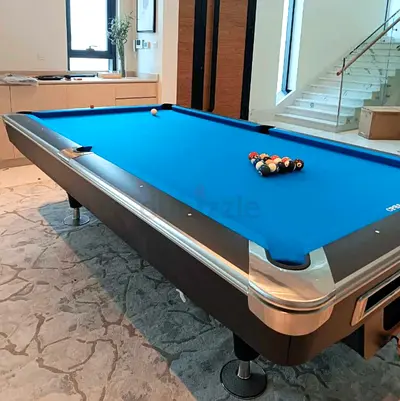 Pool Table / Billiard Table