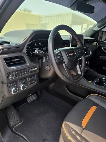2022 GMC YUKON — фото 10