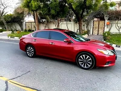 Nissan Altima 2.5SL Top 2017 Model No1 Option Sunroof Fully Automatic GCC Family Used Sale