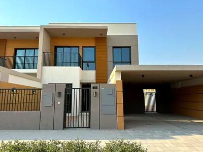 Luxury 5 Bedroom Townhouse Azha Community | 165K