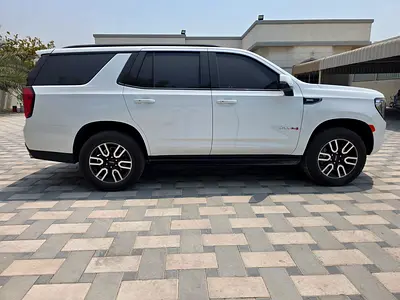 2022 GMC YUKON — фото 4