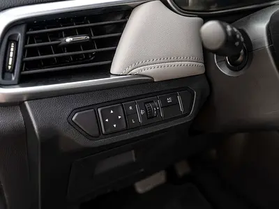 Chevrolet Captiva LS, миниатюра 5