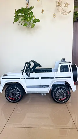 Kids ride on car