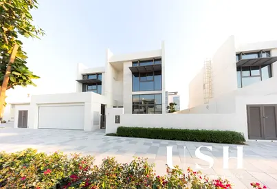 Luxury Villa | Full Lagoon View | Large Plot