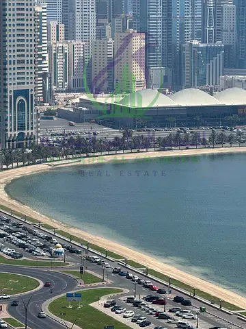 شقة غرفة وصالة للإيجار السنوي في الخان الشارقة إطلالة بحرية مباشرة على بحيرة الخان والقصباء باركينغ جيم مسبح