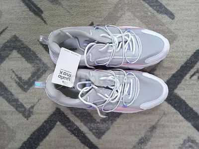 Light pink and white women's sneakers - brand new with tags size 42